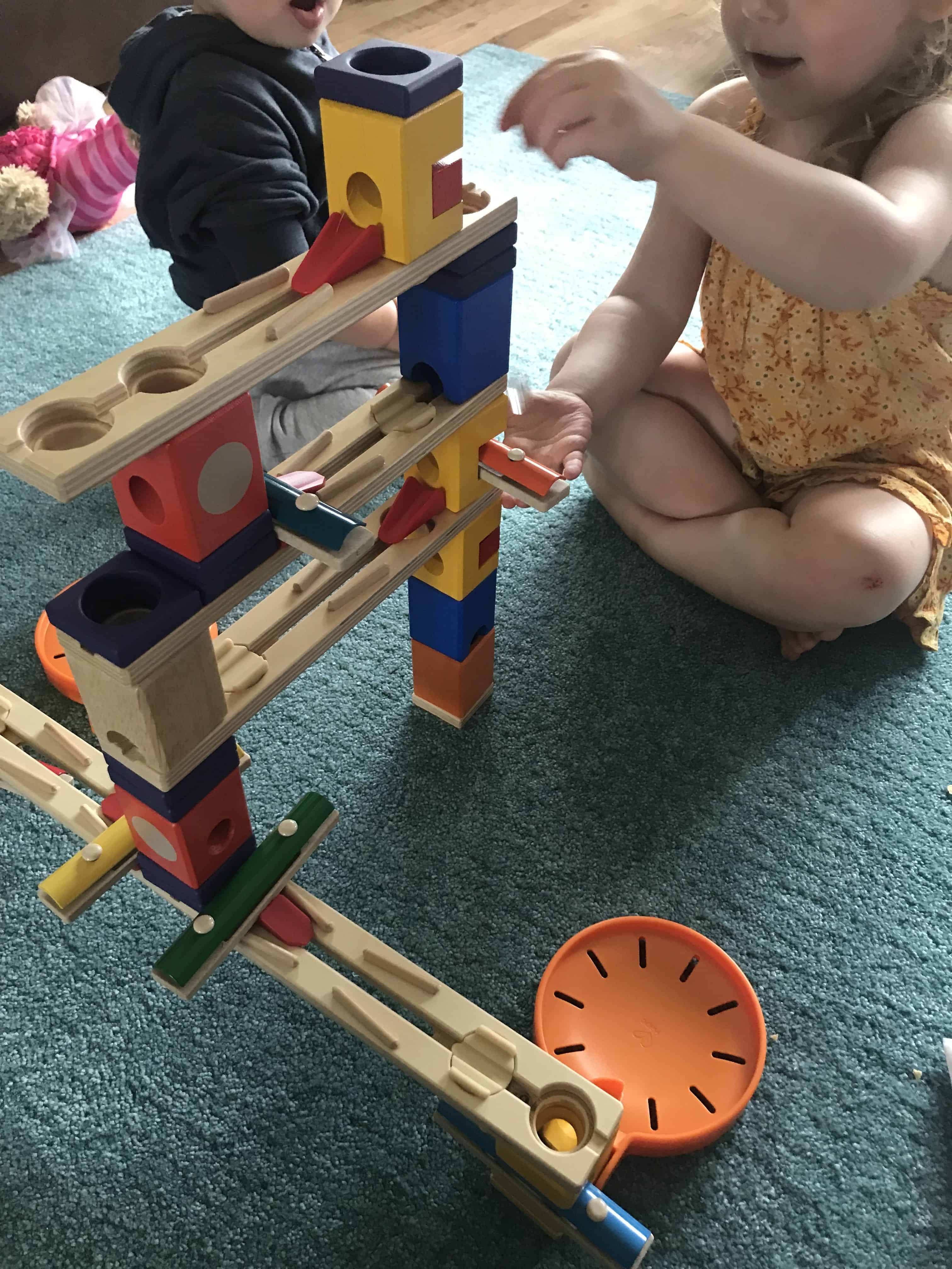 Quadrille marble run construction : music motion from Hape